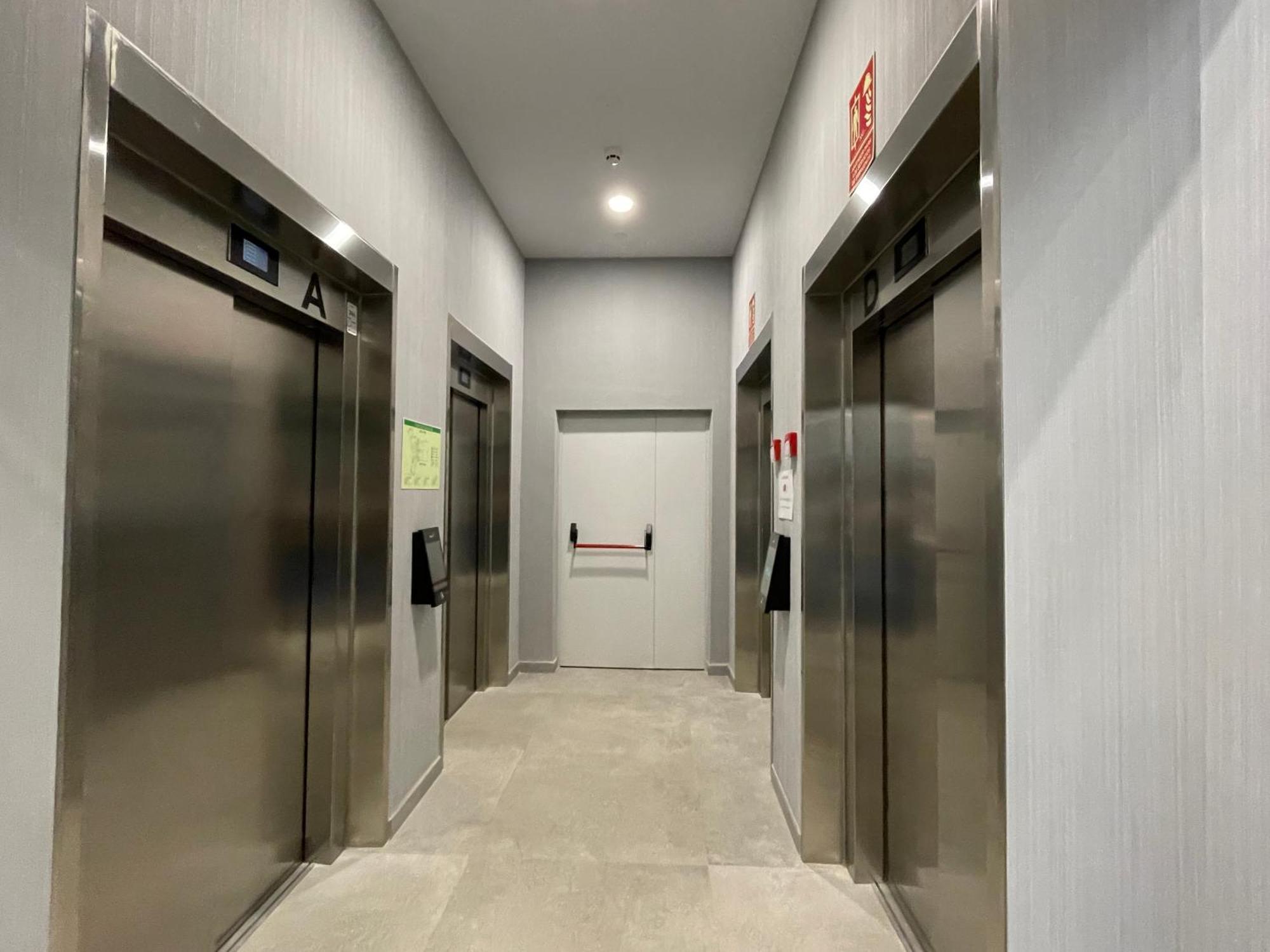Stay U-Nique Apartments Martiricos マラガ エクステリア 写真